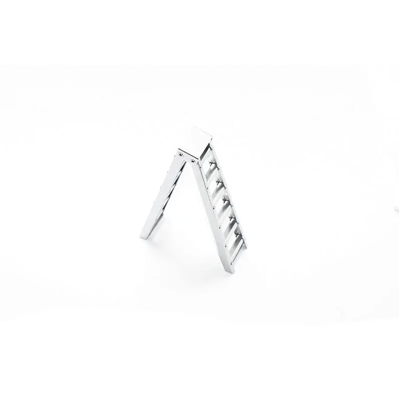 R/C Scale Accessories : Aluminum Simulation Short Step Ladder For 1:10 Crawlers - 1Pc Silver 1