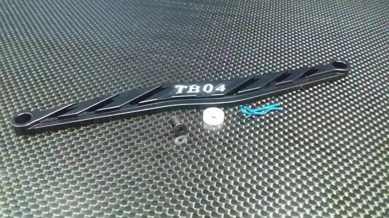 Tamiya Tb04 Aluminum Battery Holder - 1Pc Black 1