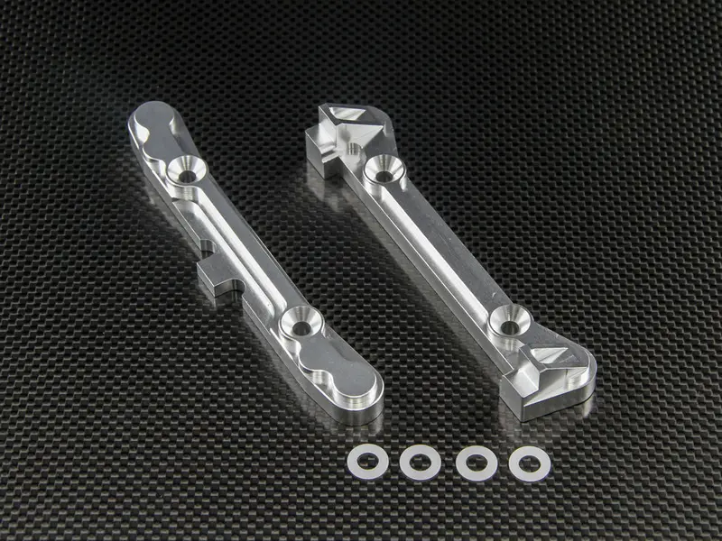 Team Losi 5Ive-T Aluminum 7075 Rear Arm Bulk (4 Degree) - 2Pcs Silver 1