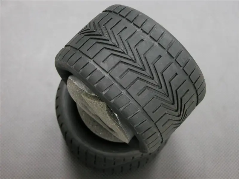 Traxxas T-Maxx Rubber Radial Tire With Foam Insert- 1Pr 1