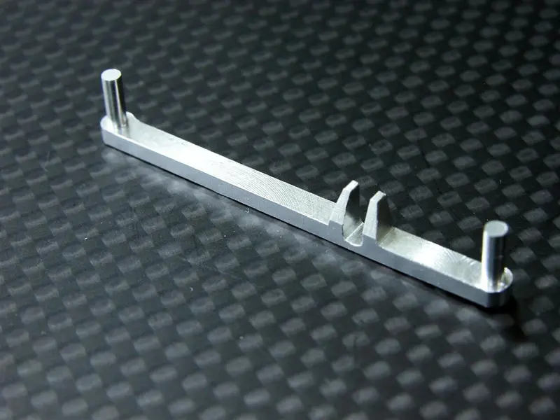Xmods Generation 1 Aluminum Steering Plate (Toe-Out 1 Deg) - 1Pc Silver 1